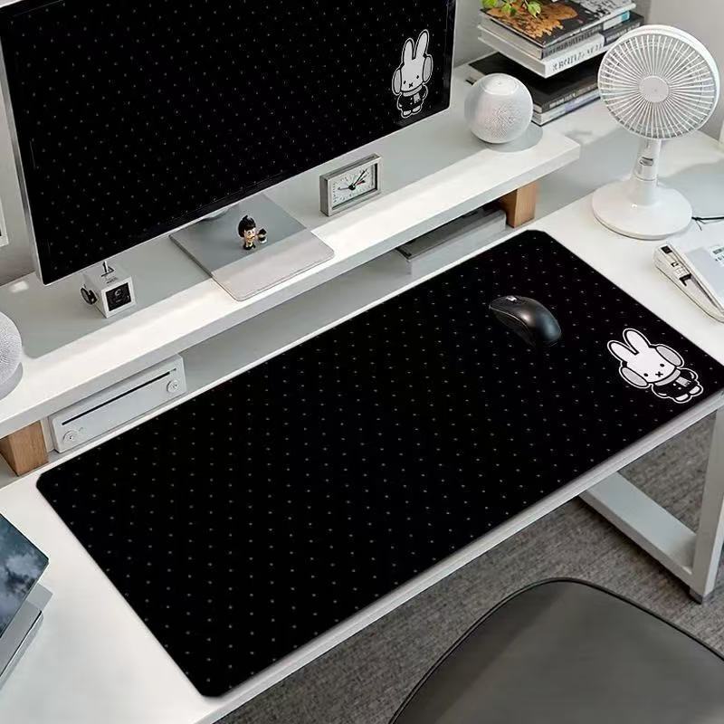 Gaming Keyboard High Ground - Niedliches Miffy-Kaninchen Großes Mauspad Kawaii Häschen